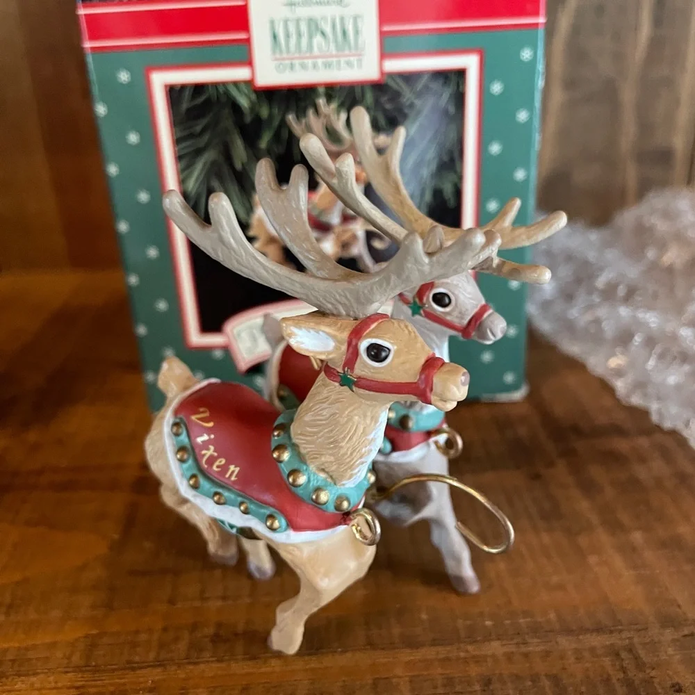 1992 Hallmark Santa and His Reindeer Ornament Prancer & Vixen #2 in Series